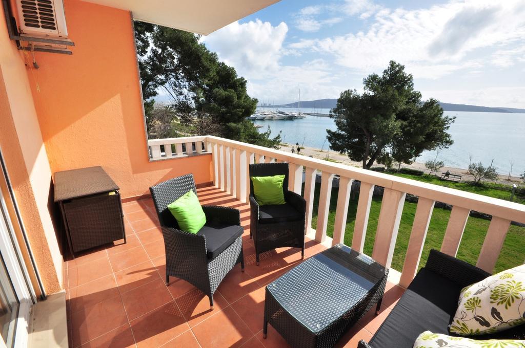 Apartment Luxury Cream Kaštela Zimmer foto