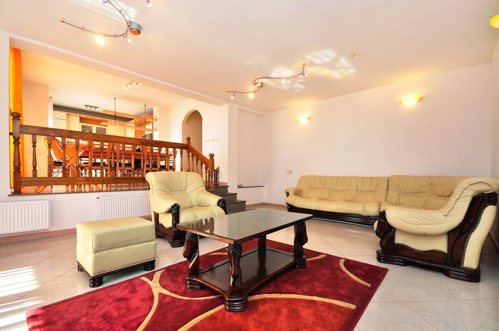 Apartment Luxury Cream Kaštela Zimmer foto